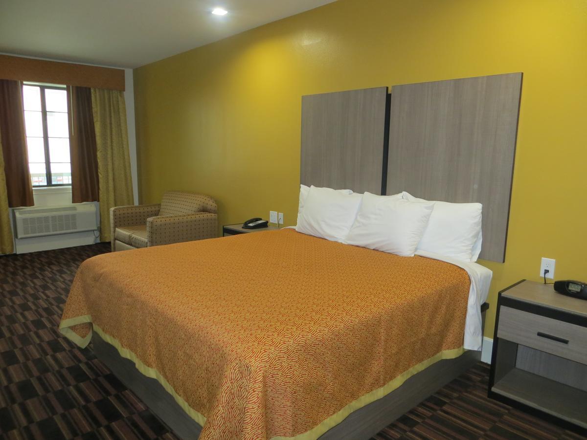 Scottish Inn And Suites Katy Dış mekan fotoğraf